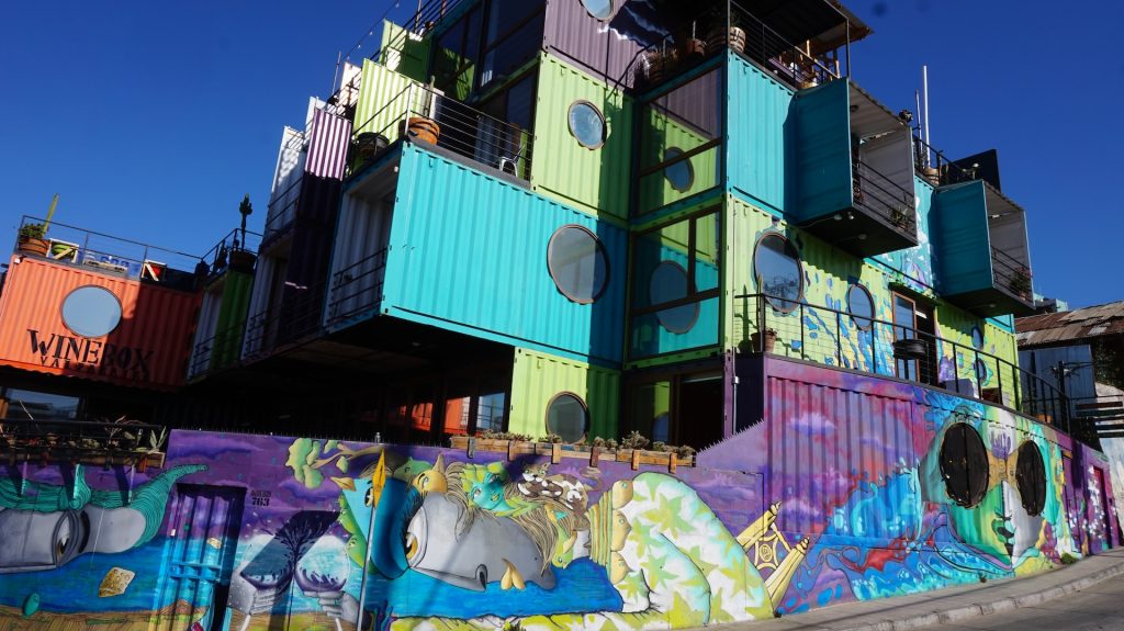 shipping containers made into home 